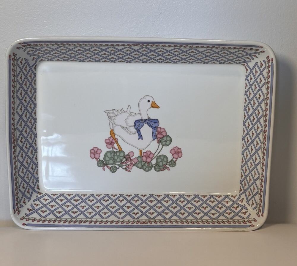 VTG Duck Blue Ribbon Pink Green Baking Dish Eliza Duck Stafford 80’s Cottagecore